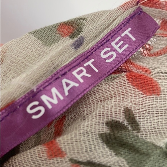 Scarf - Picture 4 of 4